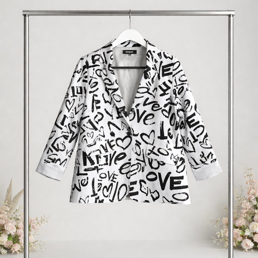 Oopéra Love Graffiti Print Blazer or Jacket Womens Medium  Heart Motif